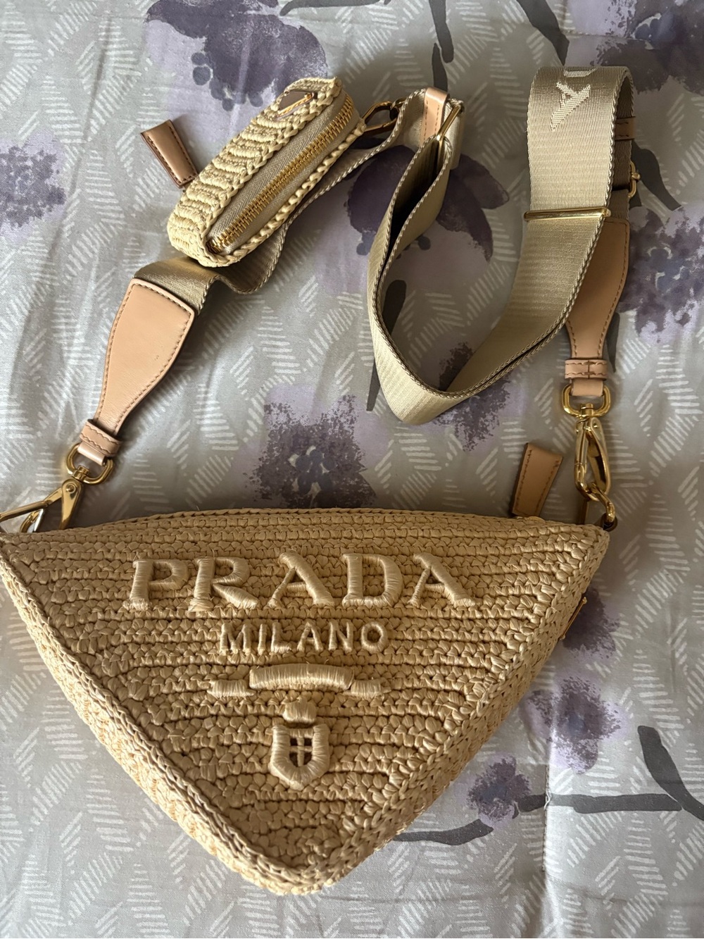 Prada triangle raffia bag - Picture 3 of 8